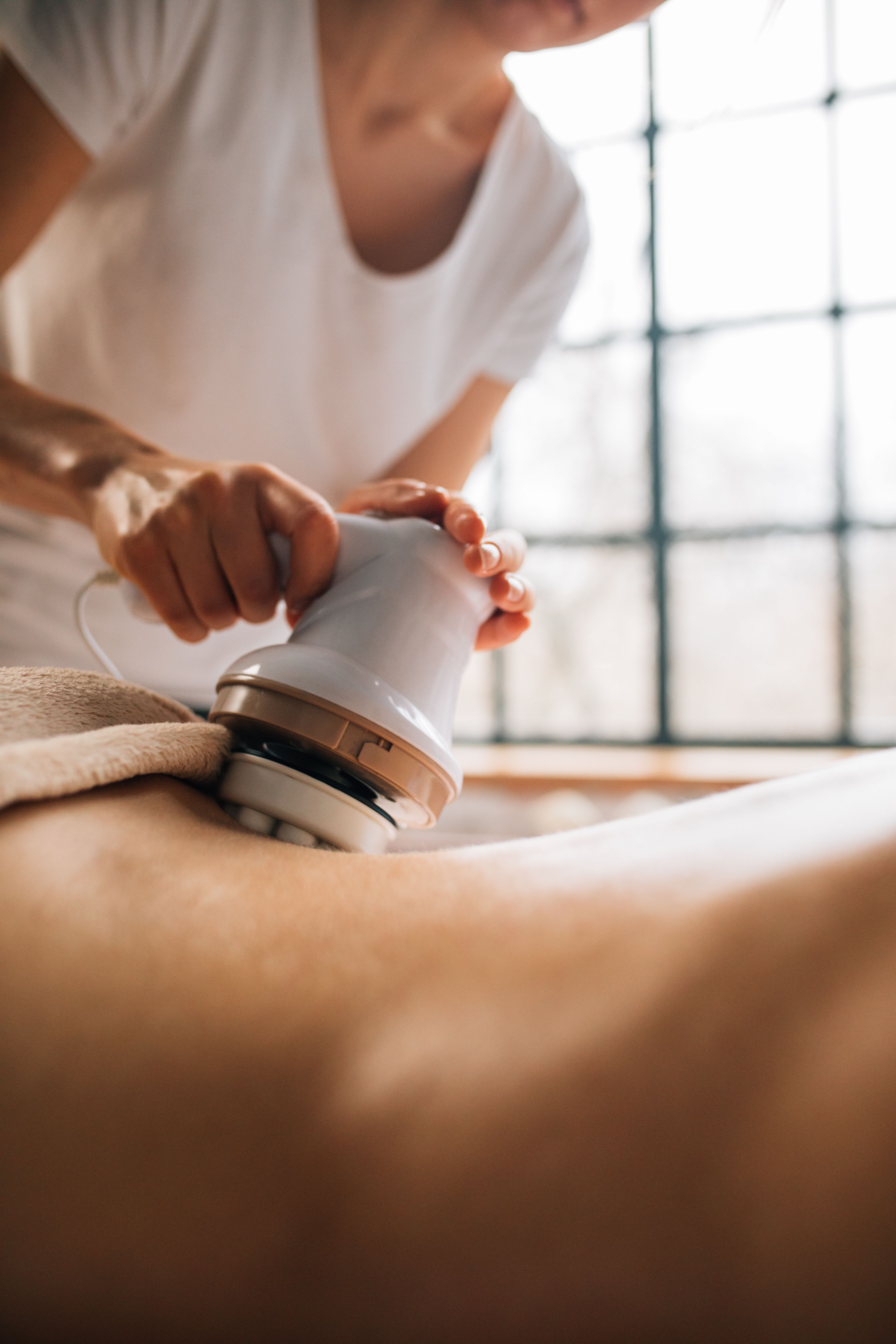 Hautstraffung Behandlung bei Aida Beauty